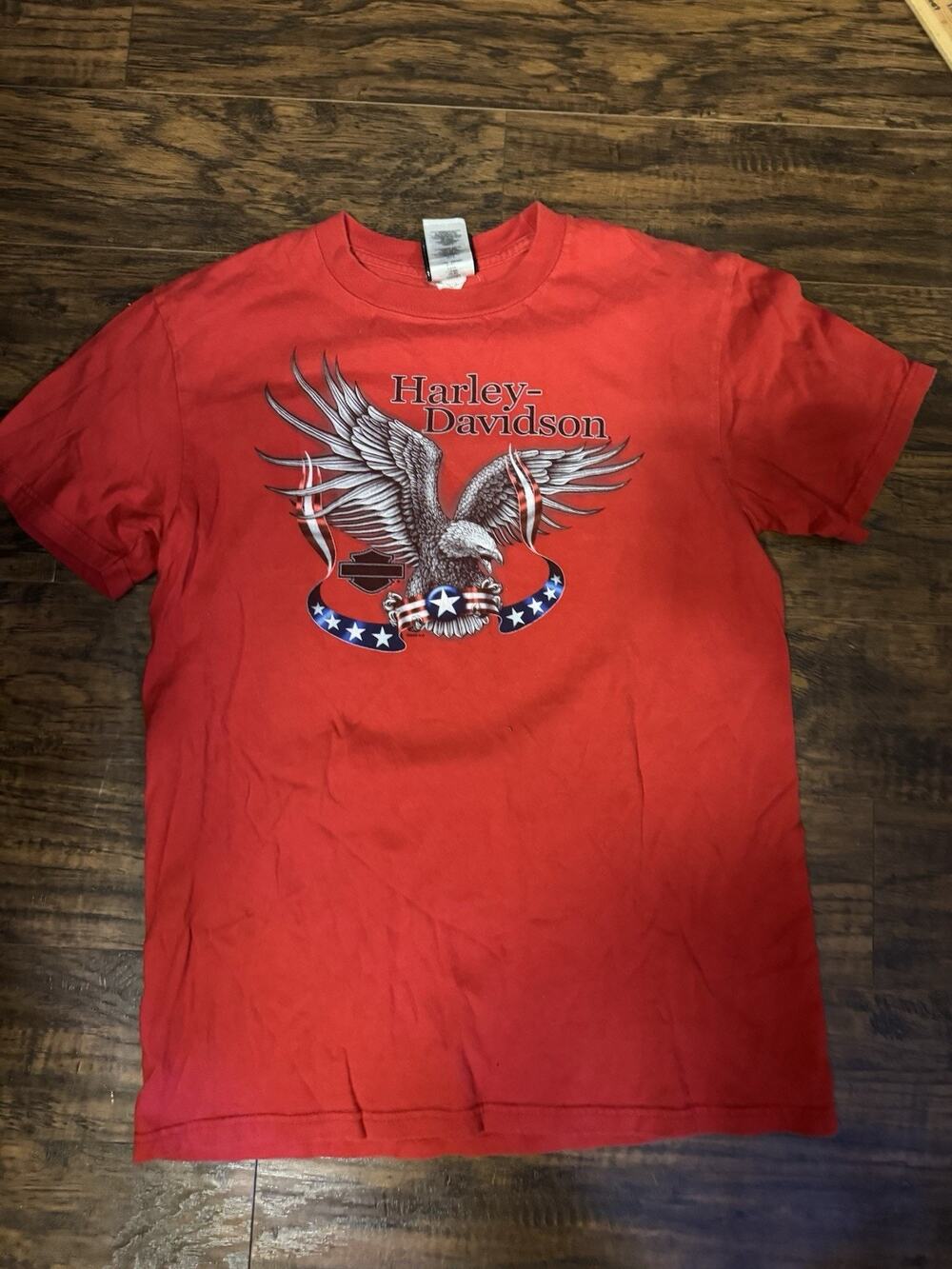 Harley-Davidson Eagle Graphic Hickory NC T-Shirt Size M Red